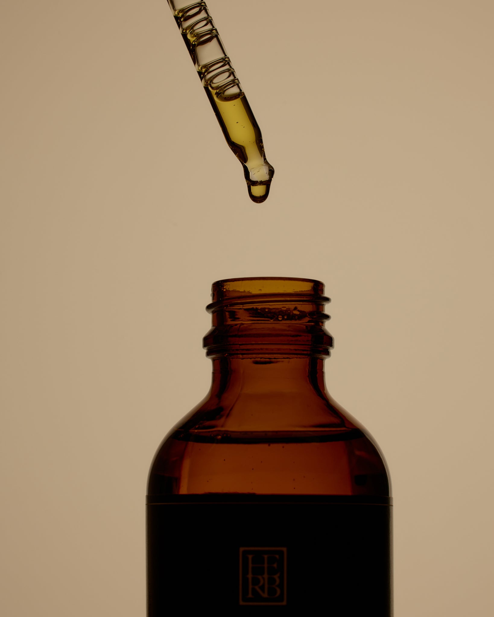 Unwind Essential Oil Blend - Herb Remedy