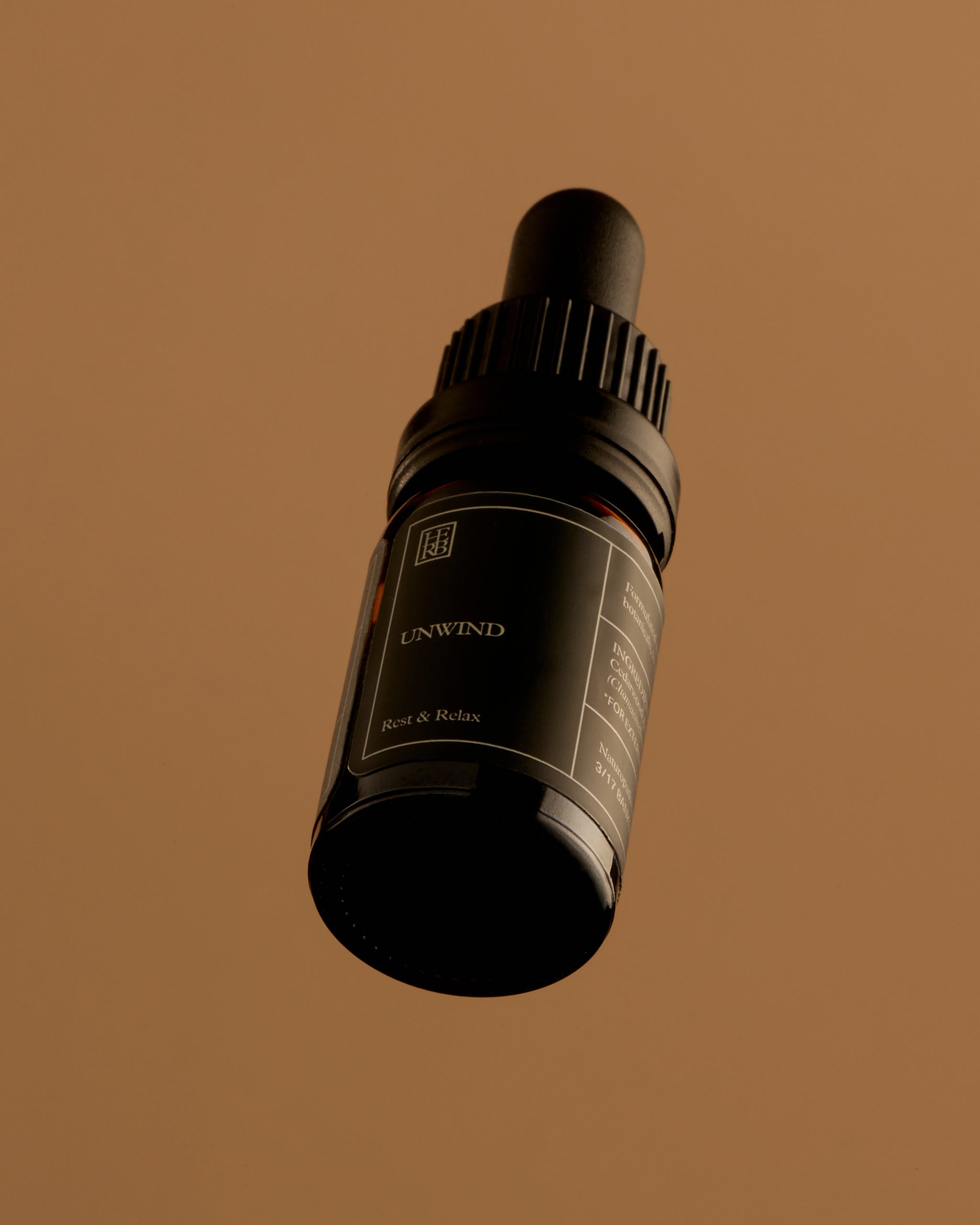 Unwind Essential Oil Blend - Herb Remedy